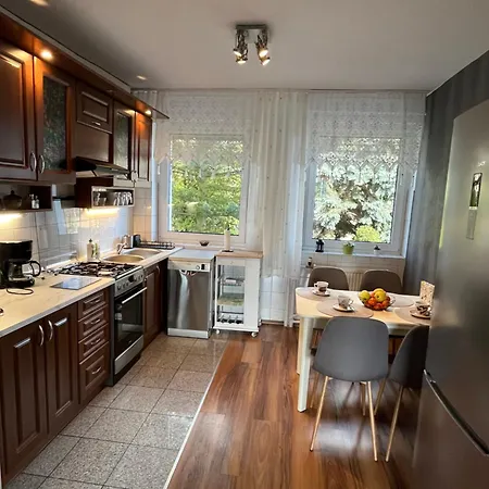 Sweet Cieplice Mountain View By The Main Park And Thermal Pools يلينيا غورا