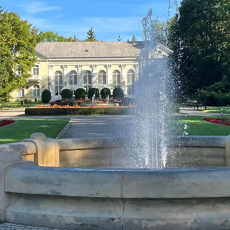 Sweet Cieplice Mountain View By The Main Park And Thermal Pools شقة *