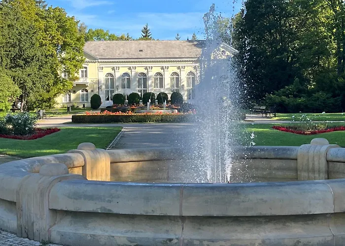 Sweet Cieplice Mountain View By The Main Park And Thermal Pools Apartmán *