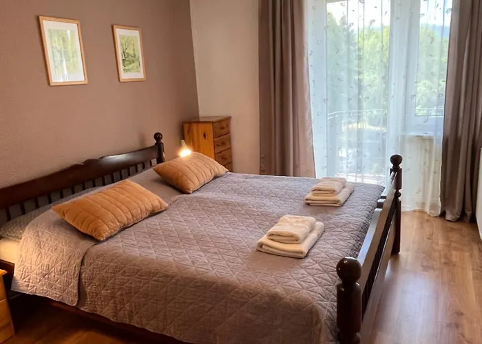 Sweet Cieplice Mountain View By The Main Park And Thermal Pools Apartmán *